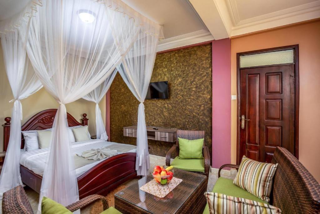 Keba Xpress Hotel - Entebbe Exterior foto